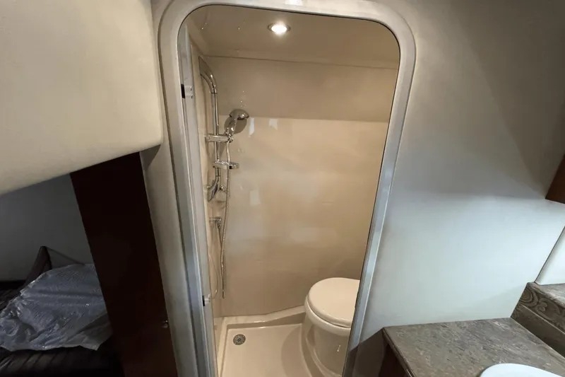 Slide: The Image of Cruisers Yachts 43C 2009 - 20