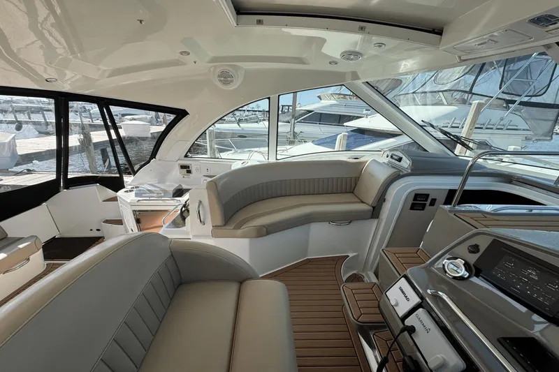 Slide: The Image of Cruisers Yachts 43C 2009 - 5