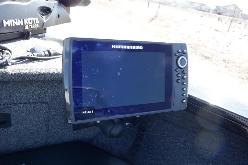 Slide: The Image of Fishfinder on 2022 Crestliner 1950 Super Hawk boat with Minn Kota trolling motor. - 17