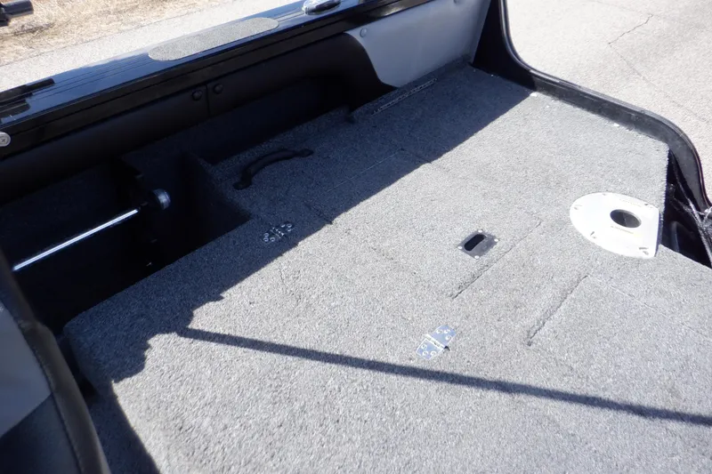 Slide: The Image of Crestliner 1950 Super Hawk 2022 - 54