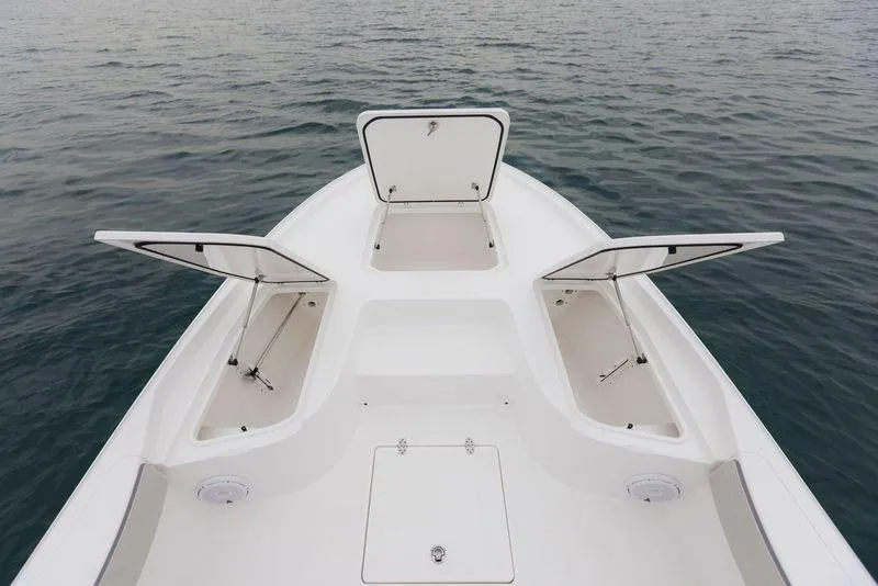 Slide: The Image of Contender 23 Bay~Legasea Marine - 9