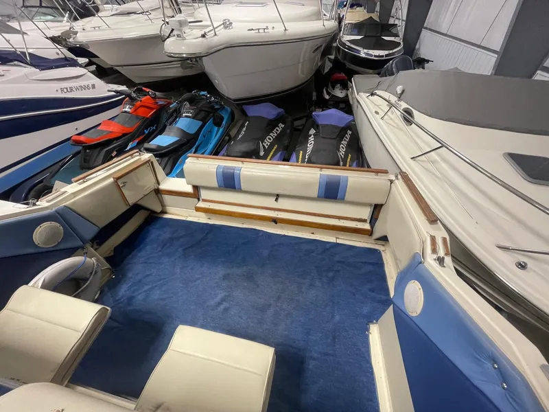 Slide: The Image of Sea Ray 268 Express Cruiser 1988 - 7