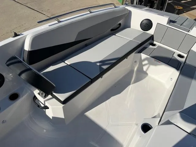 Slide: The Image of Starcraft SV 16 OB 2025 - 14