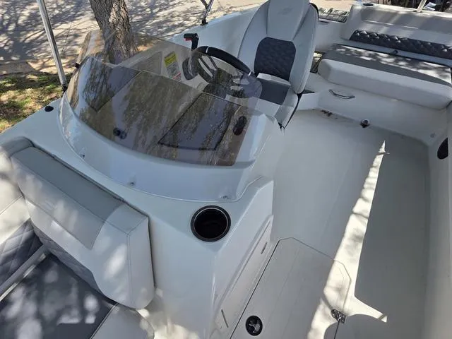 Slide: The Image of Starcraft SVX 191 OB 2025 - 13