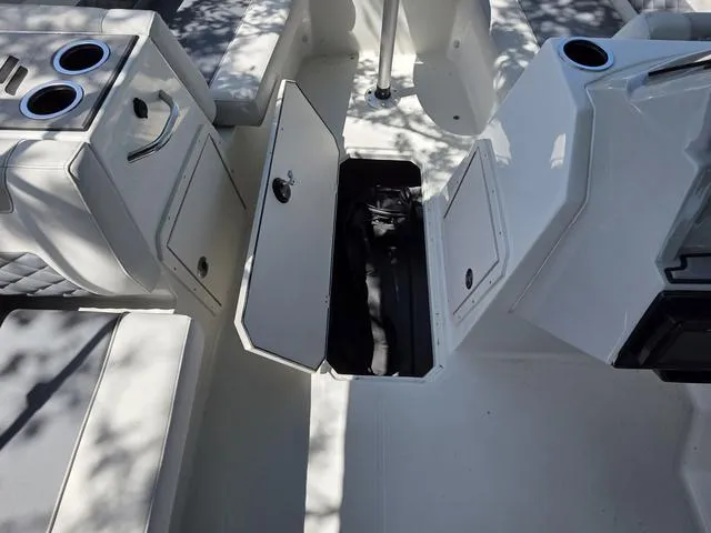 Slide: The Image of Starcraft SVX 191 OB 2025 - 17