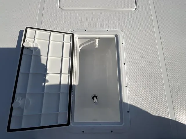 Slide: The Image of Hurricane FD2260REF 2025 - 6