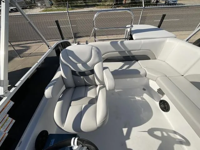 Slide: The Image of Hurricane Fun Deck 198 2025 - 16