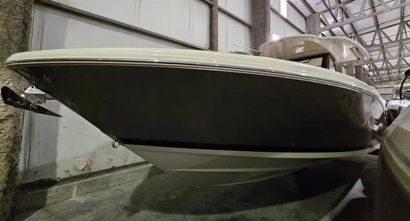 Slide: The Image of 2018 Chris-Craft 30 Catalina boat in indoor storage facility. - 8