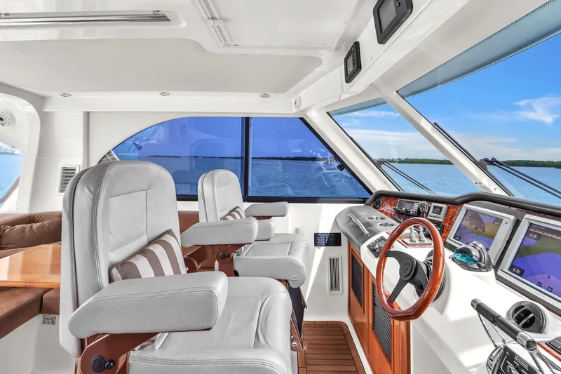 Slide: The Image of Riviera 51 Enclosed Bridge 2008 - 54