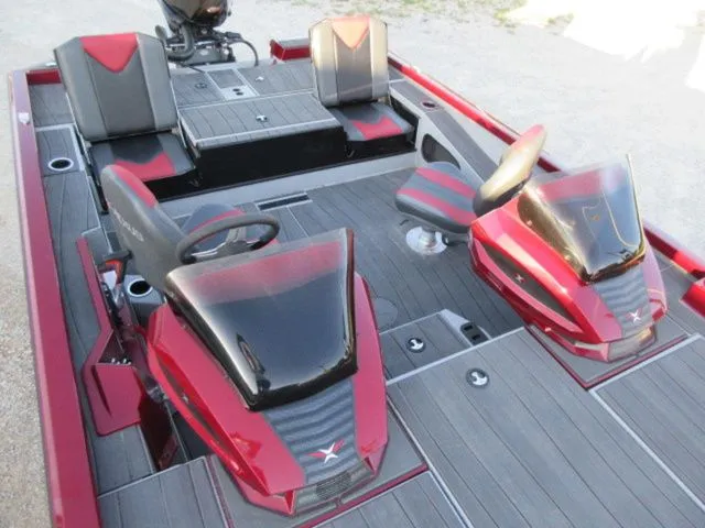 Slide: The Image of Vexus AVX2085s /Mercury 250 ProXS / 7 Year Mercury Warra 2025 - 45