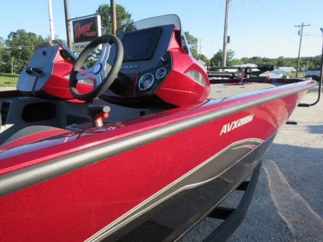 Slide: The Image of Vexus AVX2085s /Mercury 250 Pro XS / SPORT WORLD SPECIAL 2025 - 18