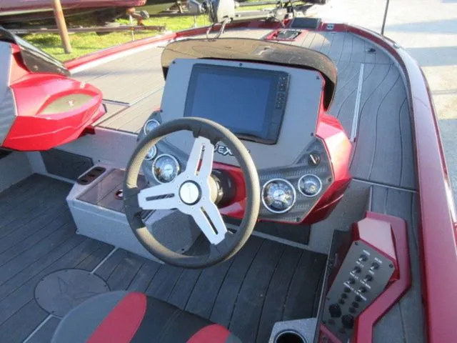 Slide: The Image of Vexus AVX2085s /Mercury 250 Pro XS / SPORT WORLD SPECIAL 2025 - 24