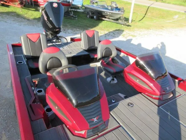 Slide: The Image of Vexus AVX2085s /Mercury 250 Pro XS / SPORT WORLD SPECIAL 2025 - 25