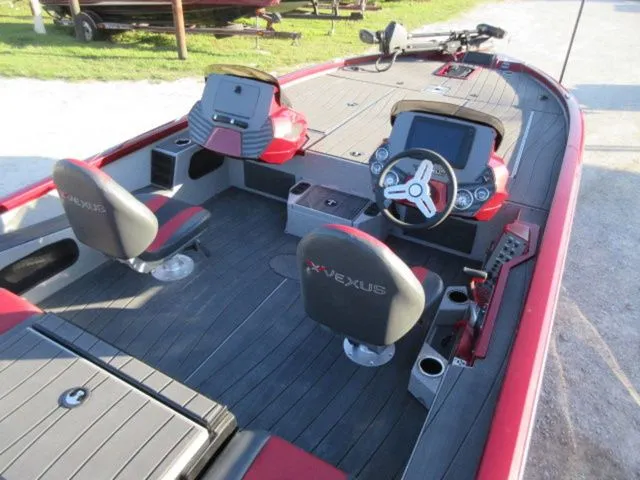 Slide: The Image of Vexus AVX2085s /Mercury 250 Pro XS / SPORT WORLD SPECIAL 2025 - 26