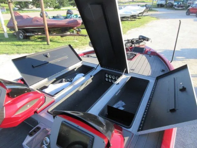 Slide: The Image of Vexus AVX2085s /Mercury 250 Pro XS / SPORT WORLD SPECIAL 2025 - 28