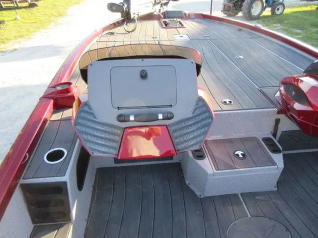 Slide: The Image of Vexus AVX2085s /Mercury 250 Pro XS / SPORT WORLD SPECIAL 2025 - 38