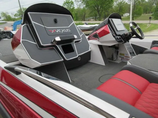 Slide: The Image of Vexus Boats VXs20 / Mercury 250 Pro XS 2024 - 11