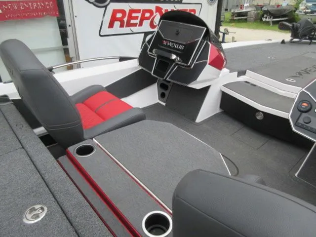 Slide: The Image of Vexus Boats VXs20 / Mercury 250 Pro XS 2024 - 15