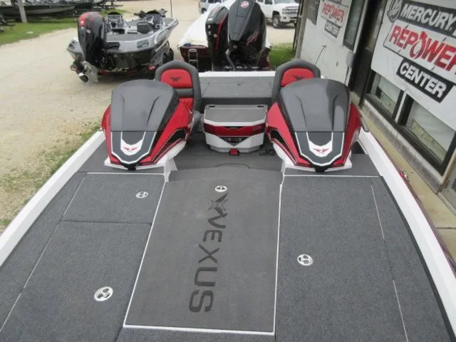 Slide: The Image of Vexus Boats VXs20 / Mercury 250 Pro XS 2024 - 17