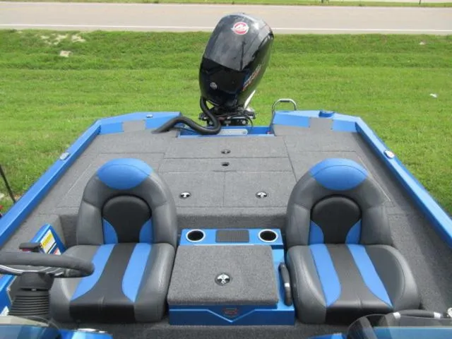 Slide: The Image of Vexus AVX1980 /Mercury 150 Proxs / Vexus & Mercury Promo 2025 - 10