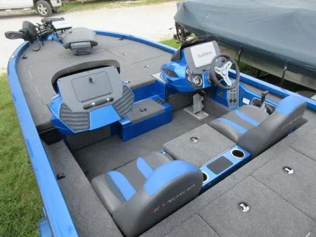 Slide: The Image of Vexus AVX1980 /Mercury 150 Proxs / Vexus & Mercury Promo 2025 - 13