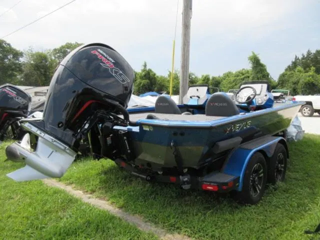 Slide: The Image of Vexus AVX1980 /Mercury 150 Proxs / Vexus & Mercury Promo 2025 - 4