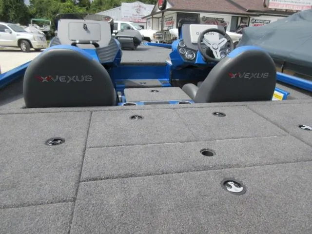 Slide: The Image of Vexus AVX1980 /Mercury 150 Proxs / Vexus & Mercury Promo 2025 - 7