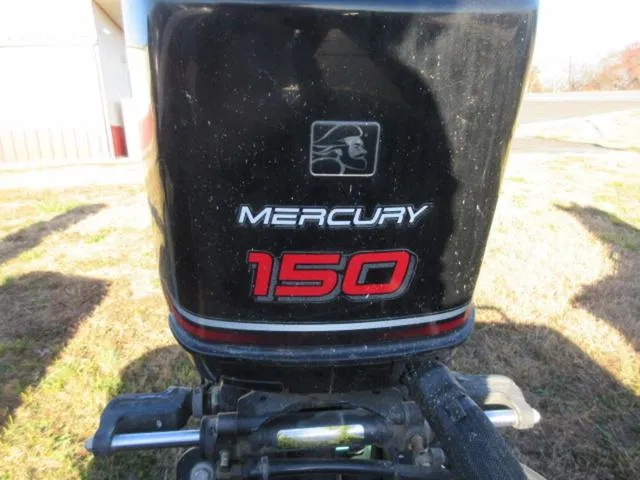 Slide: The Image of Ranger 518 DVS Bass Boat / Mercury 150 Hp Outboard / Rang 1998 - 12