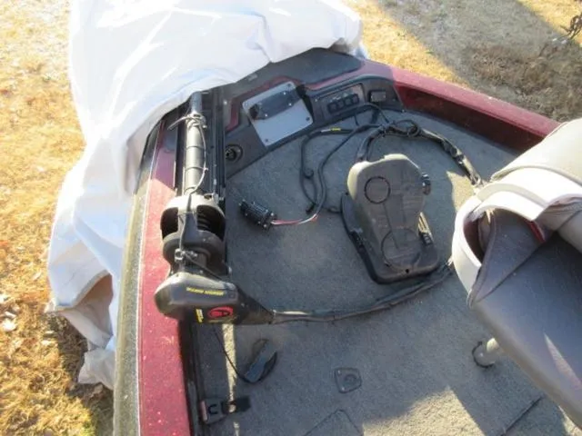 Slide: The Image of Ranger 518 DVS Bass Boat / Mercury 150 Hp Outboard / Rang 1998 - 14