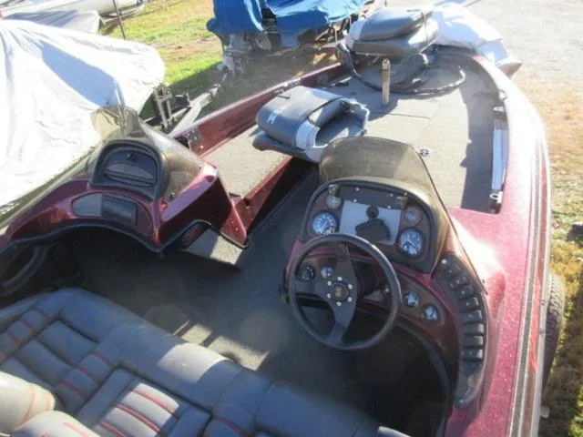 Slide: The Image of Ranger 518 DVS Bass Boat / Mercury 150 Hp Outboard / Rang 1998 - 22