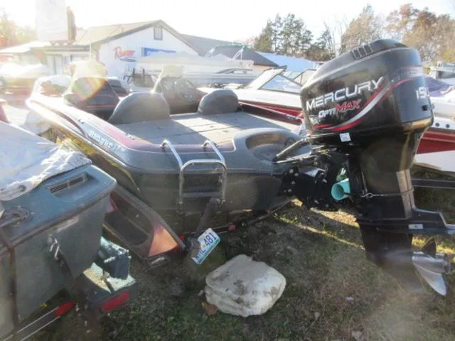 Slide: The Image of Ranger 518 DVS Bass Boat / Mercury 150 Hp Outboard / Rang 1998 - 6