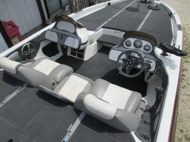 Slide: The Image of Ranger Z21 / 2010 Mercury 250 Pro XS / Ranger Trailer $19 2006 - 25