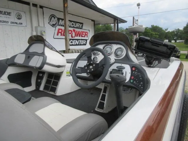 Slide: The Image of Ranger Z21 / 2010 Mercury 250 Pro XS / Ranger Trailer $19 2006 - 7