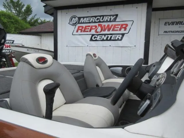 Slide: The Image of Ranger Z21 / NEWER 2010 Mercury 250 Hp Outboard And Range 2006 - 6