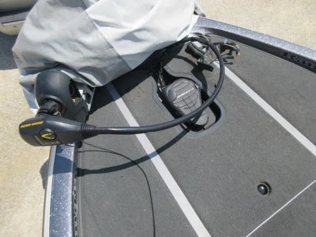 Slide: The Image of 2007 Ranger Z20 boat deck with Mercury 225 Optimax motor components. - 13