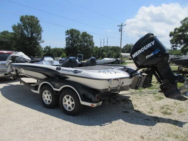 Slide: The Image of 2007 Ranger Z20 boat with Mercury 225 Optimax engine on trailer. - 5