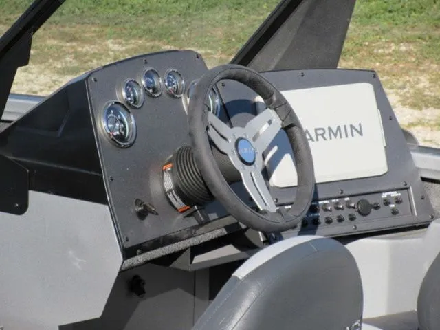 Slide: The Image of Vexus ADX190 DEEP V / MERCURY 150 PRO XS / SPORT WORLD S 2025 - 5