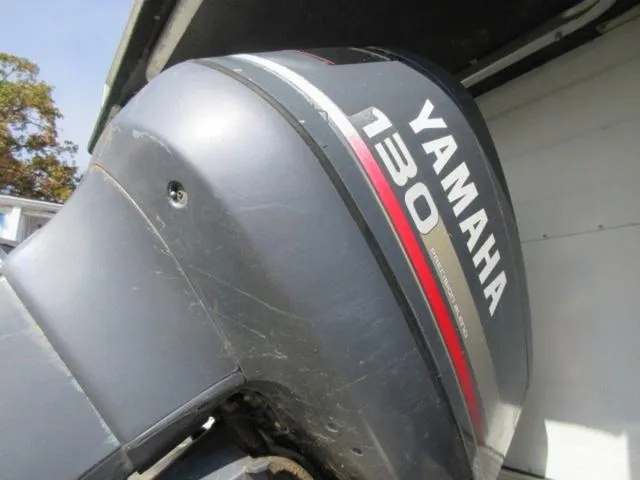 Slide: The Image of GENII G3 PONTOON / Yamaha 130 Hp Outboard 1995 - 11