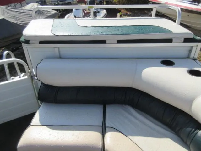 Slide: The Image of GENII G3 PONTOON / Yamaha 130 Hp Outboard 1995 - 18