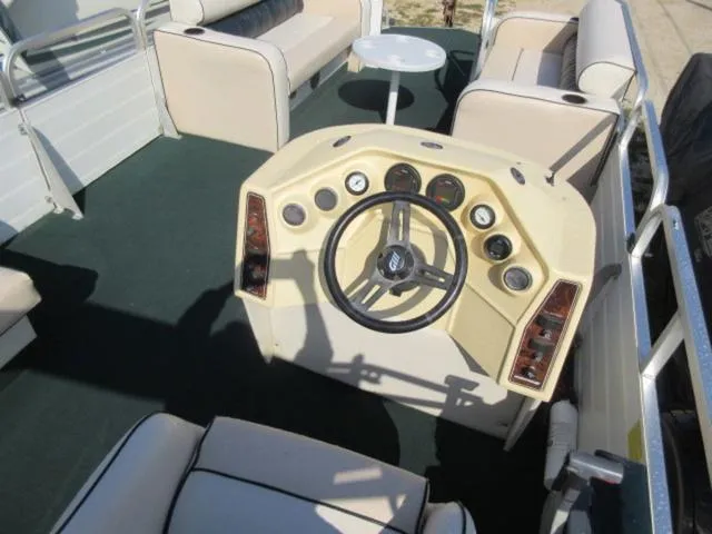 Slide: The Image of GENII G3 PONTOON / Yamaha 130 Hp Outboard 1995 - 20