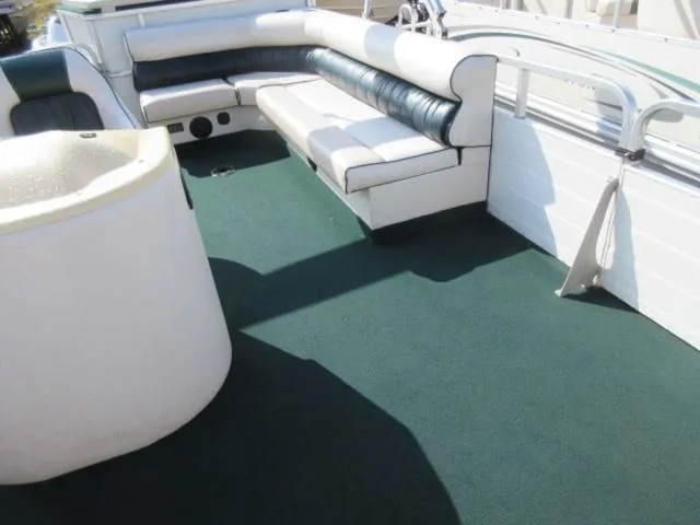 Slide: The Image of GENII G3 PONTOON / Yamaha 130 Hp Outboard 1995 - 24