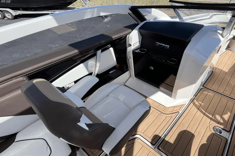 Slide: The Image of Yamaha 275 SD 2021 - 19