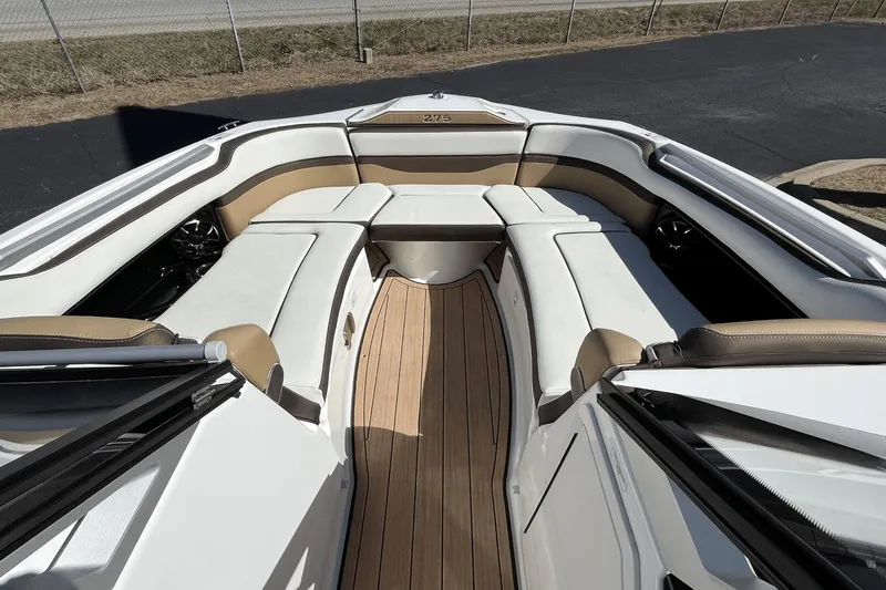 Slide: The Image of Yamaha 275 SD 2021 - 31