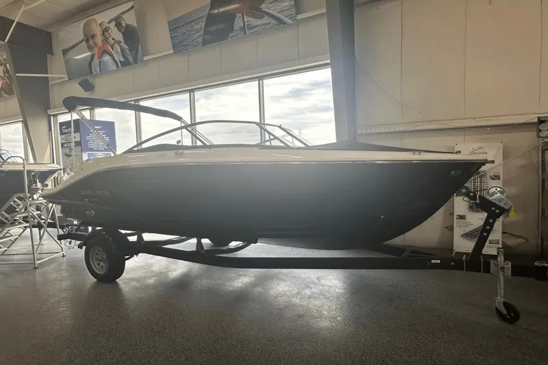 The Image of Bayliner V20i 2025 - 0