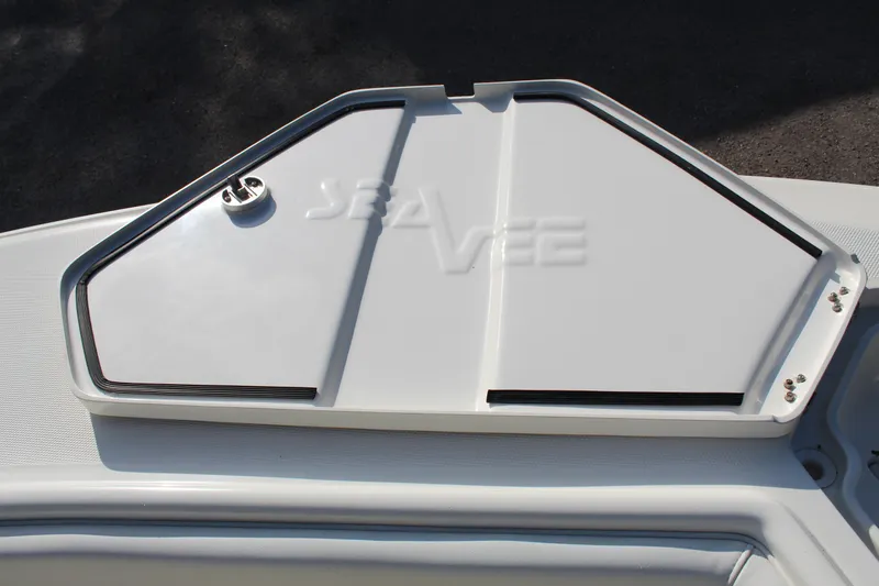 Slide: The Image of 2016 SeaVee 340Z boat hatch with embossed logo. - 25
