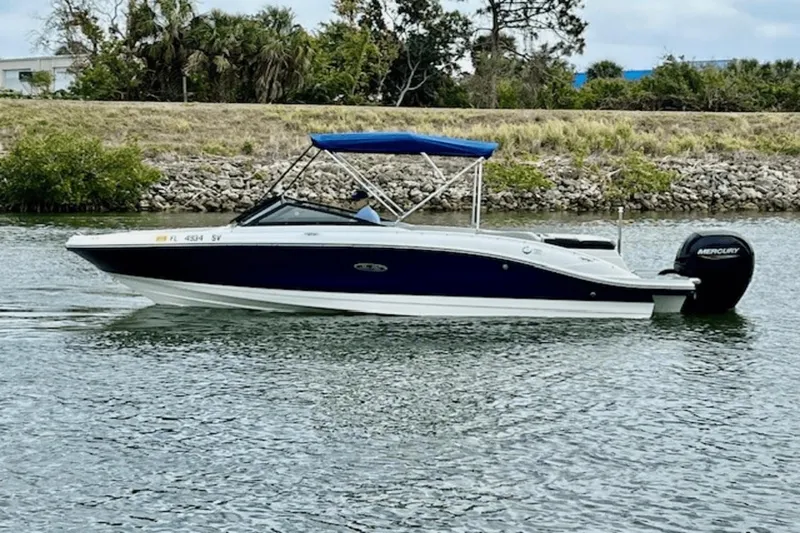 Slide: The Image of Sea Ray 21 SPX OB 2021 - 7