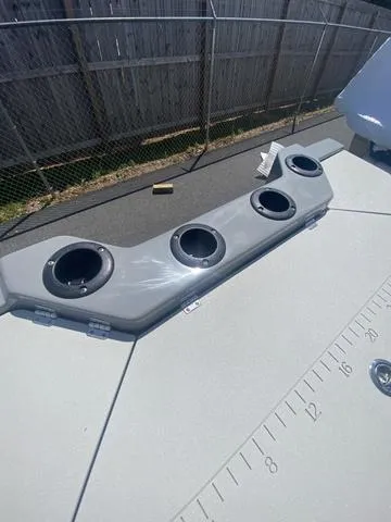 Slide: The Image of Godfrey MC235 FS Tritoon 2025 - 13