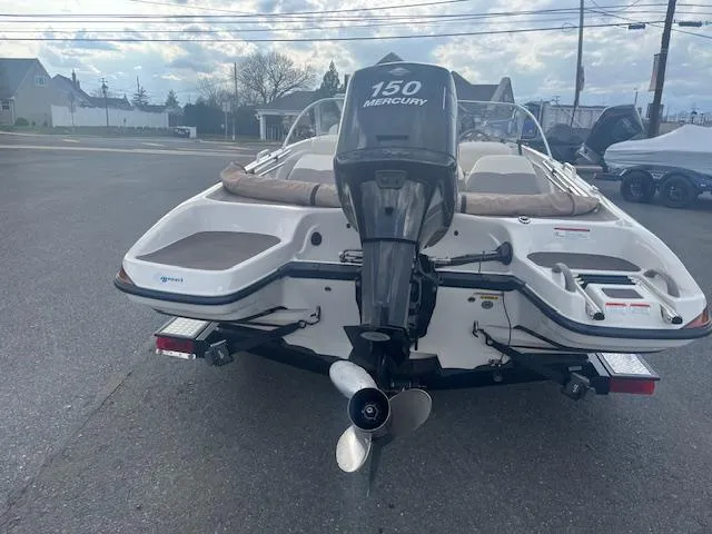 Slide: The Image of 2009 Nitro 189 Sport boat with 150 Mercury outboard motor, rear view. - 7