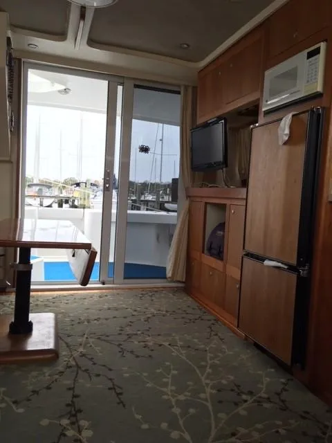 Slide: The Image of Mainship 390 Trawler 2003 - 11