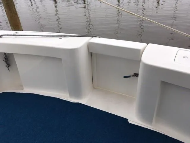 Slide: The Image of Mainship 390 Trawler 2003 - 23